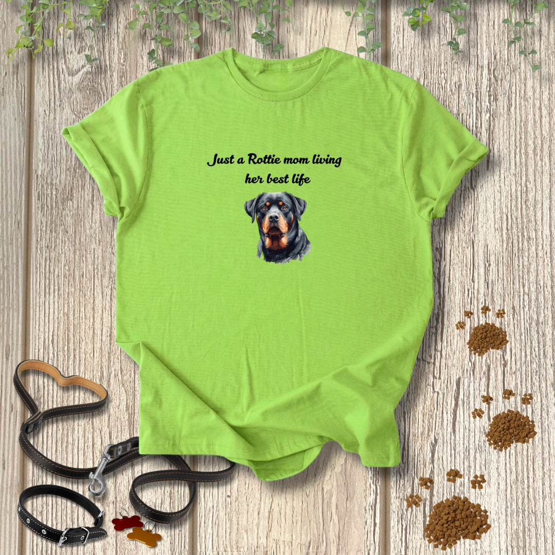 Rottie Mom T-shirt