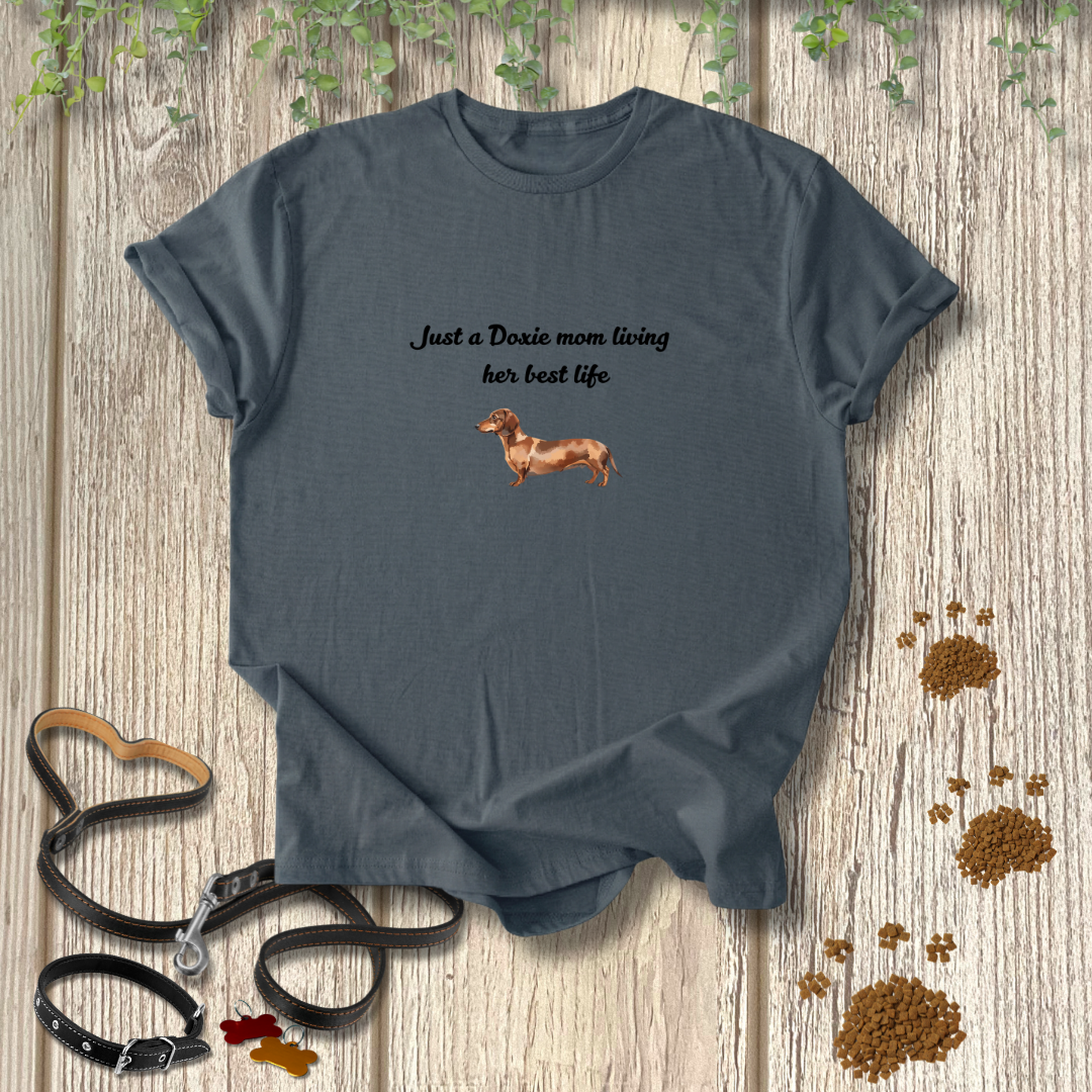 Doxie Mom T-shirt